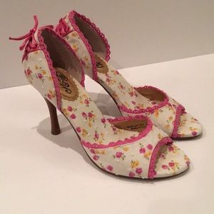 Naughty Monkey | Floral Heels